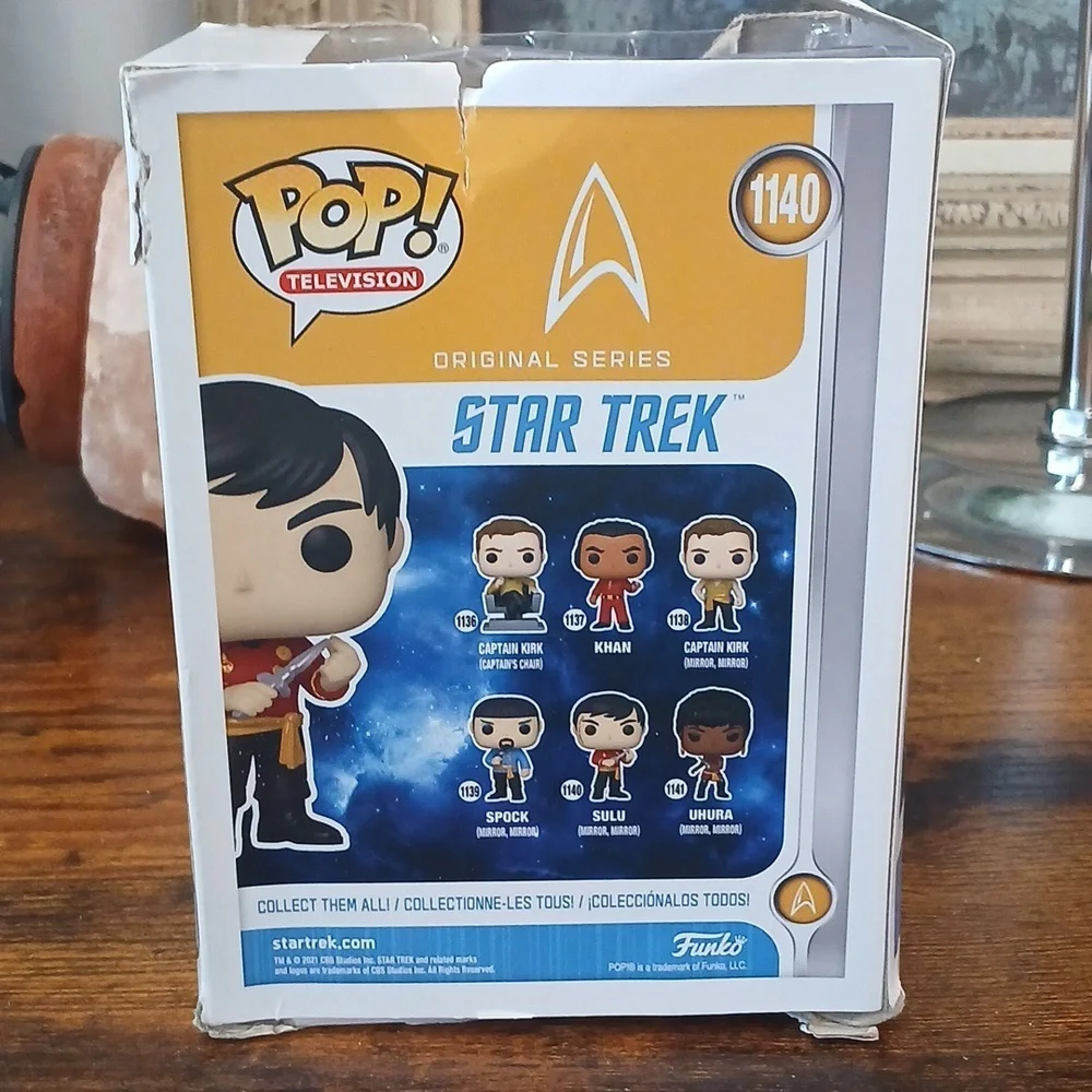 Funko Pop Sulu in Red Attire *box Issue - Picture 5 of 6